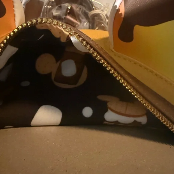 EXCLUSIVE Loungefly Disney Minnie Mouse S'mores Scented Mini Backpack-NWT - Picture 12 of 13